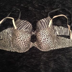 The Nakeds by Victoria Secret. Two bra set 💗