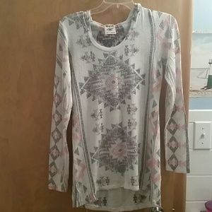 Cute hooded aztec top