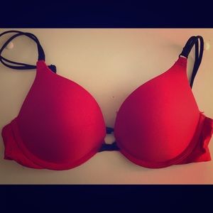Black and red push-up bra - like new!