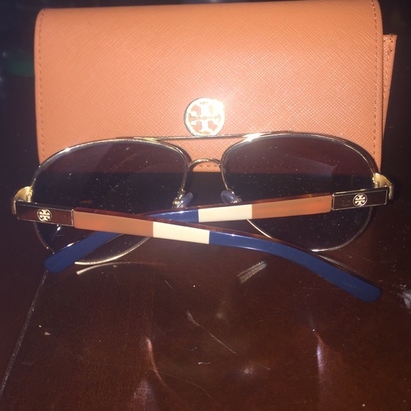 Tory Burch Aviator Sunglasses with Case