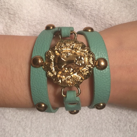 Lions Head Wrap Bracelet
