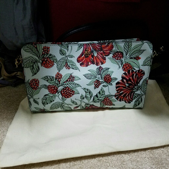 Tory burch crossbody bag