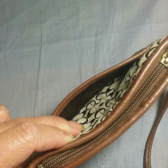 COACH Clutches Wristlet Canvas / Leather - Picture 3 of 4