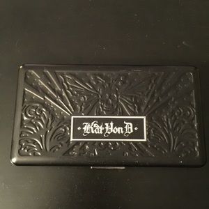 Kat Von D True Romance eyeshadow palette in Sinner