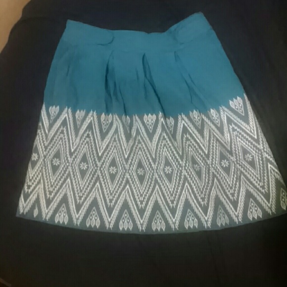 Anthropologie floreat embroidered skirt