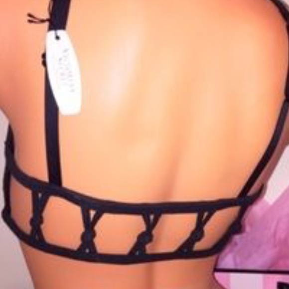 🚫Last 1🚫 ️Victoria's Secret Caged Bralette - Picture 3 of 3