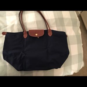 Navy longchamp tote
