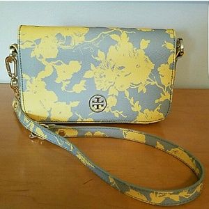 Tory Burch Robinson Crossbody Do not buy! For Lily