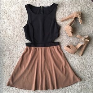 Cut Out Two-Toned Dress