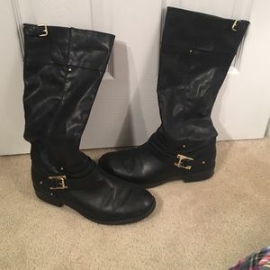 Black riding boots
