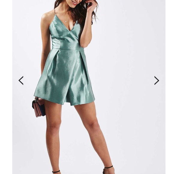 Topshop Dresses & Skirts - • Topshop Satin Dress •