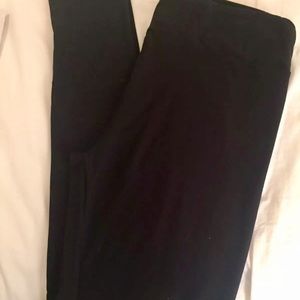 LuLaRoe TC Solid Black Leggings