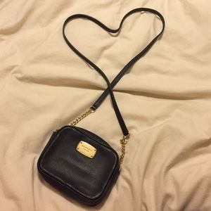 Michael Kors Black Leather Small Jet Set Crossbody