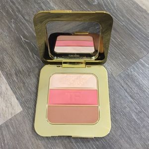 Tom Ford Soleil Contouring Compact in Afternooner