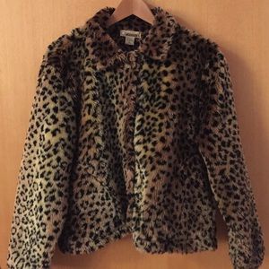 Fabulous Leopard Print Jacket w/ Collar