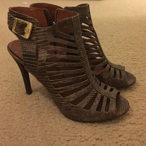 Vince Camuto heels