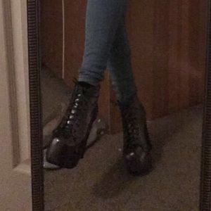 Jeffrey Campbell metallic grey litas