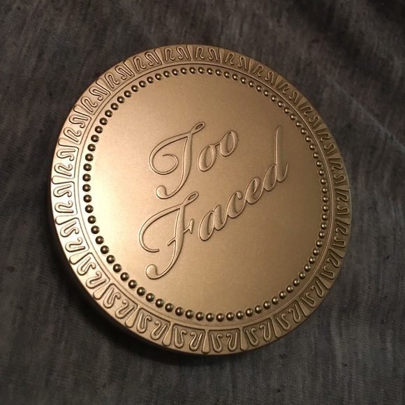 Too Faced Chocolate Soleil Matte Bronzer