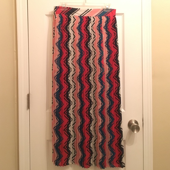 Chevron Maxi Skirt w/ Slit
