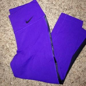 SALE!! Nike Dri-Fit workout capris