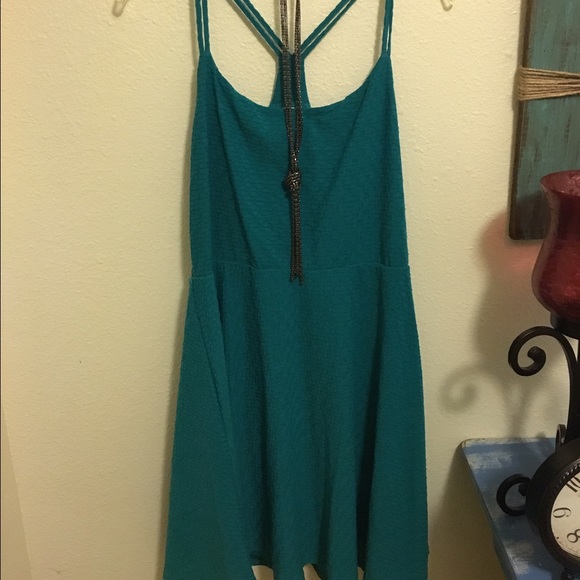 Green sundress - Picture 2 of 4
