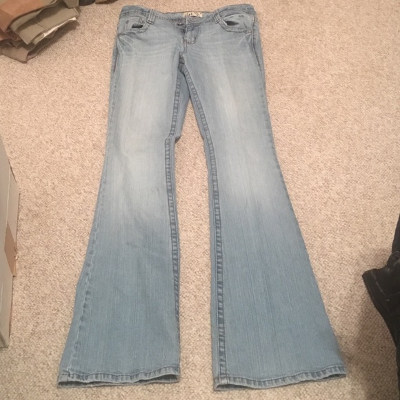Lei boot cut jeans