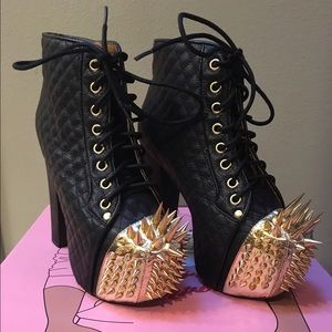 Spiked Leather Lita