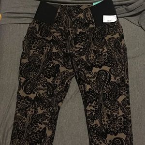 High waisted leggings