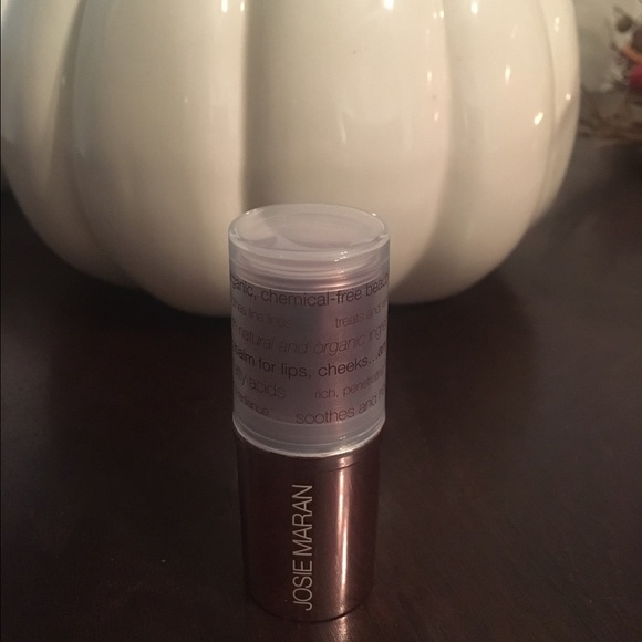 Josie Maran color stick "LOVE"