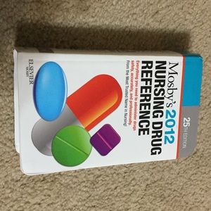Nursing Drug Reference guide-- BRAND NEW
