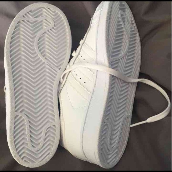 All white adidas sz 13 - Picture 2 of 3