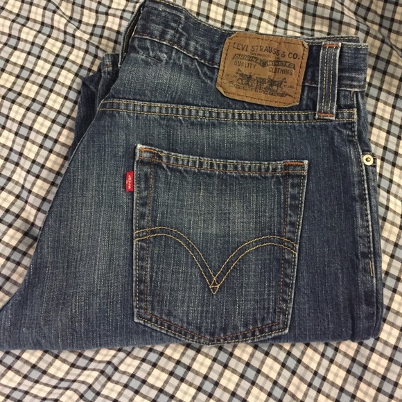 Men's 33x32 Levi's slim straight 514 jeans-