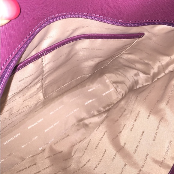 MICHAEL KORS TOTE - Picture 5 of 7