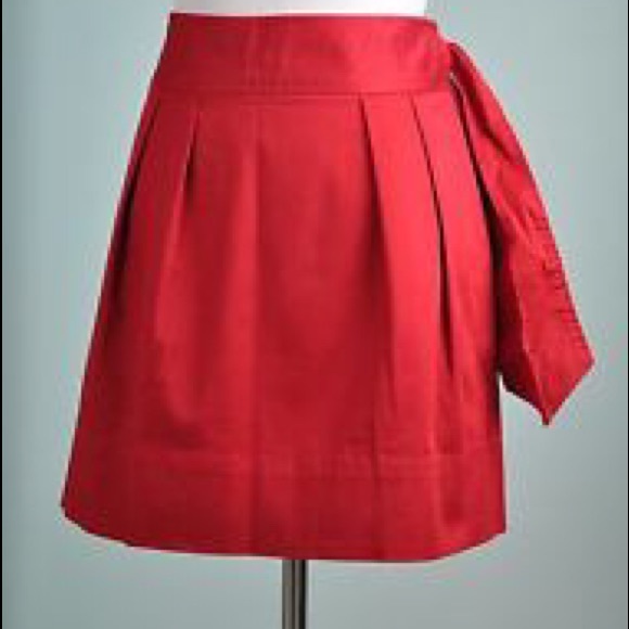 Vineyard Vines Red Skirt