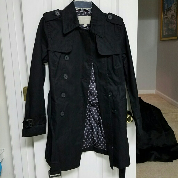 Banana Republic cute black trench coat