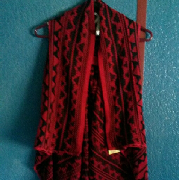 NWT Sleeveless Sweater