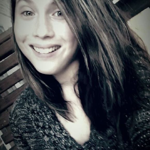 Meet your Posher, Tiffany - Picture 1 of 1