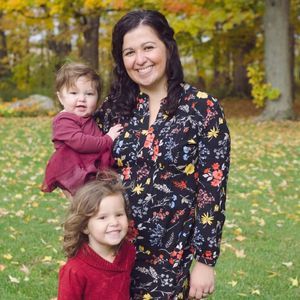 Meet your Posher, Laura