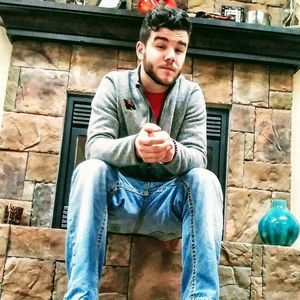 Meet your Posher, Dylan