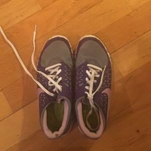 Nike free runs like new