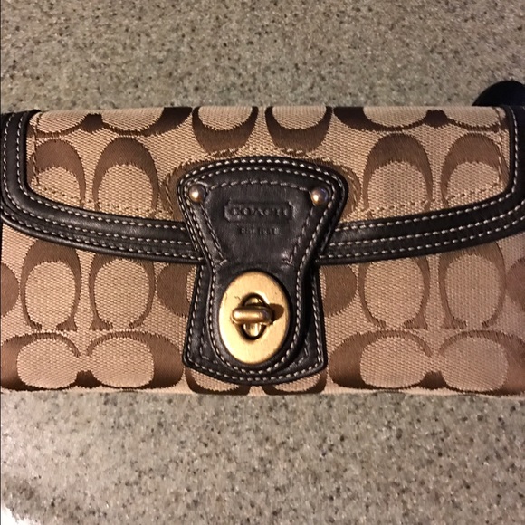 Coach wallet