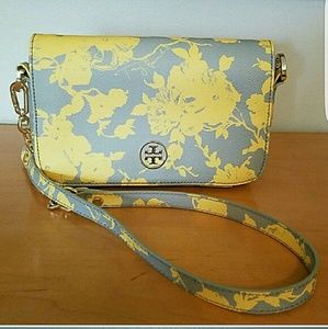 DO NOT BUY! WILL CANCEL ORDER! ONLY FOR LILY!