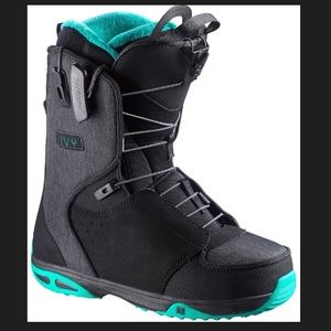 Saloman Ivy Snowboard boots