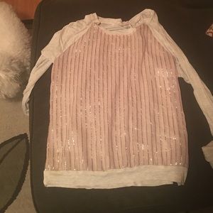 Very soft cute glittery long sleeve blouse!
