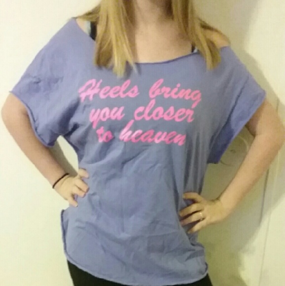 Off the shoulder T - Picture 1 of 1