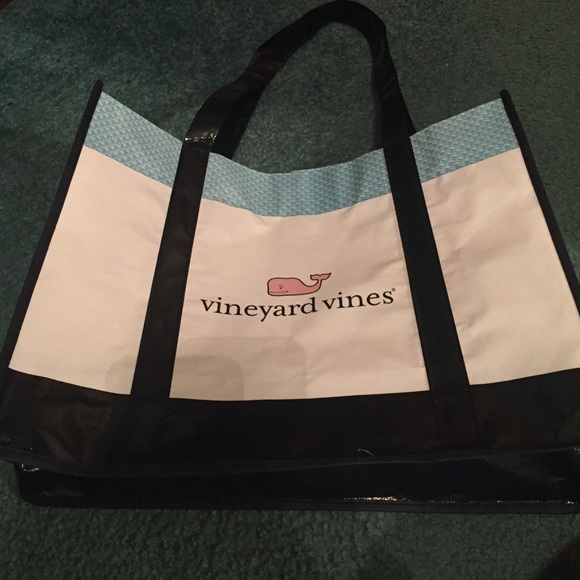 Vineyard vine bag