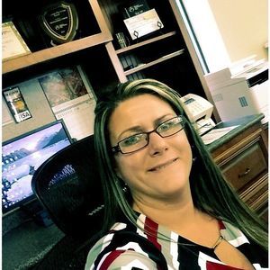 Meet your Posher, Farrah