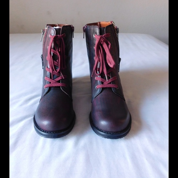 Leather! Fancy Oxblood Booties W/Many Side Zippers - Picture 3 of 4