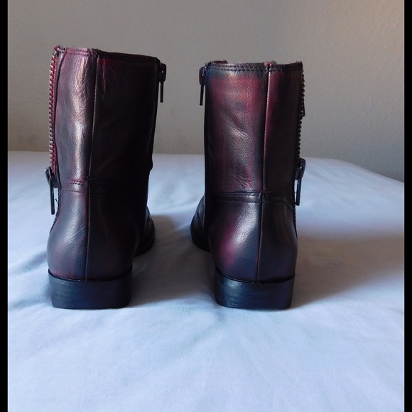 Leather! Fancy Oxblood Booties W/Many Side Zippers - Picture 4 of 4
