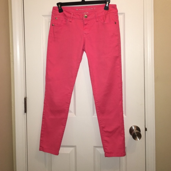 Pink Capris - Picture 2 of 4